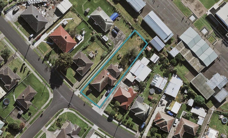 23 Ashton Avenue, Otara, Auckland - Carousel 1