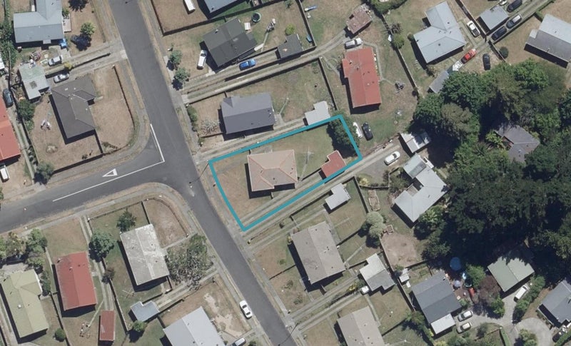 13 Magee Place, Chartwell, Hamilton - Carousel 1