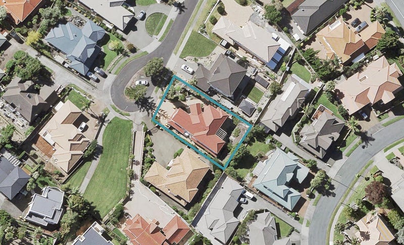 10 LARKIN PL, Somerville, Manukau - Carousel 1