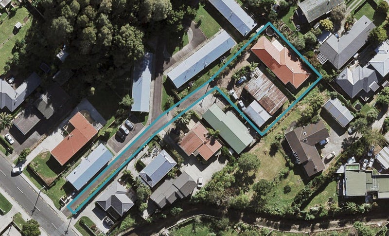 1/17A Hillcrest Avenue, Hillcrest, Auckland - Carousel 1