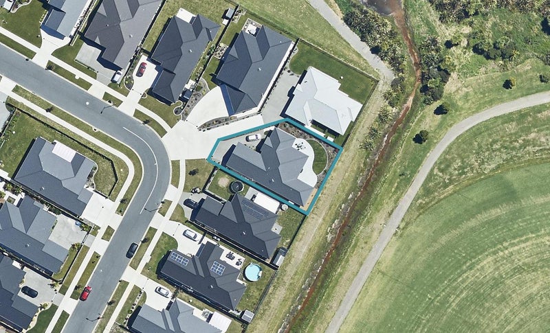 34 Drabble Crescent, Papamoa Beach, Papamoa - Carousel 1