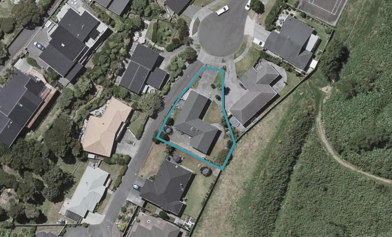 19 Sams Way, Raumati South, Paraparaumu - Carousel 1
