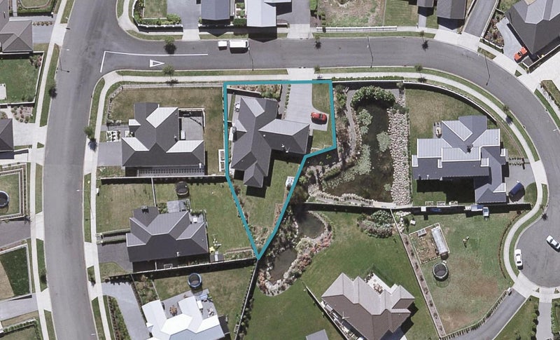 4 Te Arakete Place, Hurworth, New Plymouth - Carousel 1