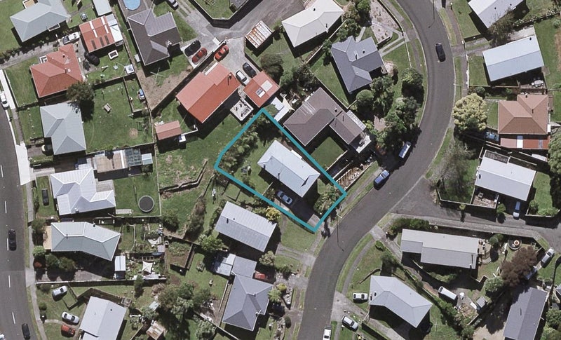 36 Clearmont Crescent, Blagdon, New Plymouth - Carousel 1