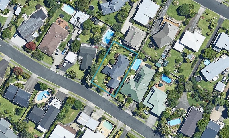 9 Takapu Street, Matua, Tauranga - Carousel 1