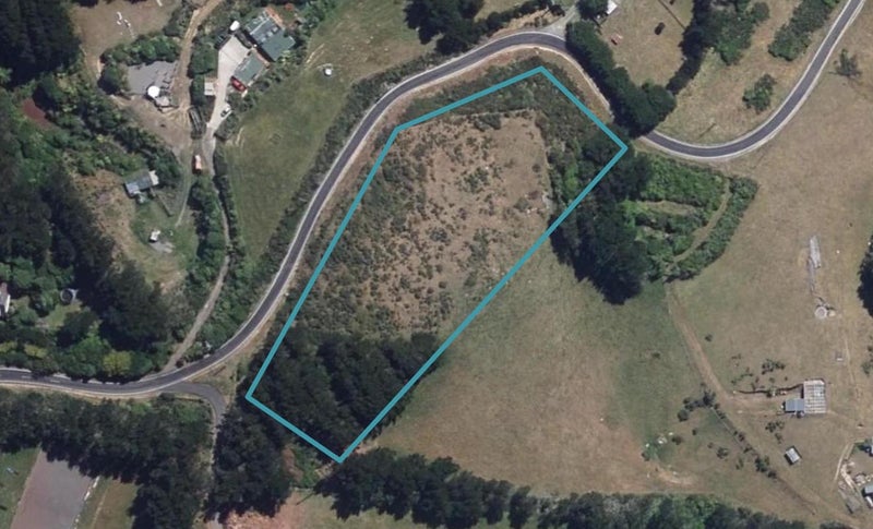 510 Horokiwi Road, Horokiwi, Wellington - Carousel 1