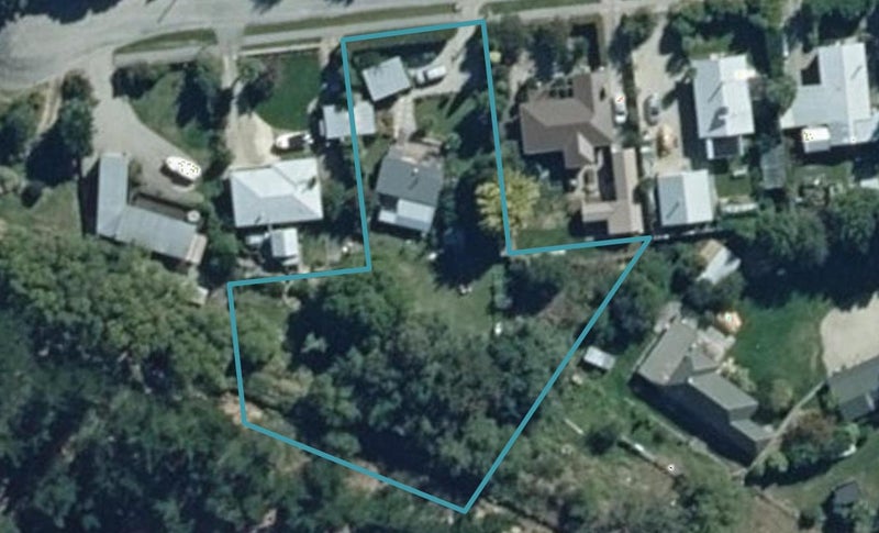 20 Reid Avenue, Luggate, Wānaka - Carousel 1