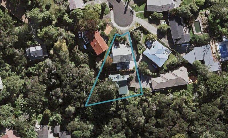 1/17 Felstead Street, Birkenhead, Auckland - Carousel 1