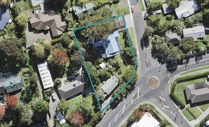 1 Churchouse Road, Greenhithe, Auckland - Carousel 1