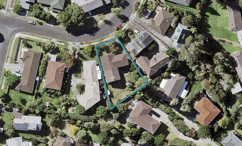 38 Sorrel Crescent, Bucklands Beach, Auckland - Carousel 1