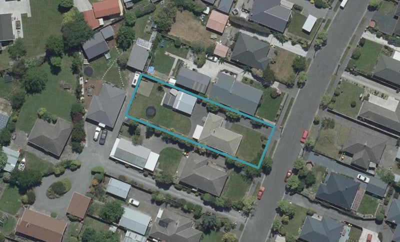 35 Brockham Street, Casebrook, Christchurch - Carousel 1