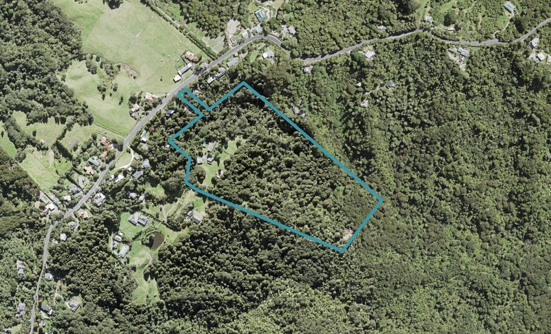 264 Forest Hill Road, Waiatarua, Auckland - Carousel 1