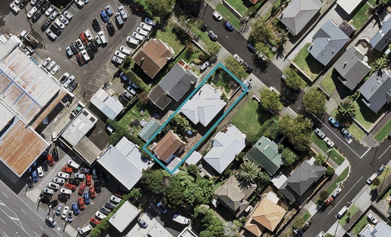 27 Nolan Road, Greenlane, Auckland - Carousel 1