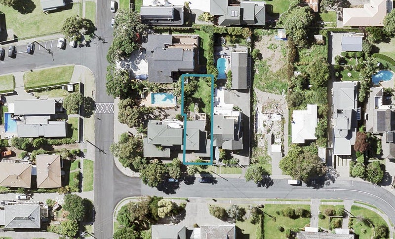 149 Churchill Road, Rothesay Bay, Auckland - Carousel 1