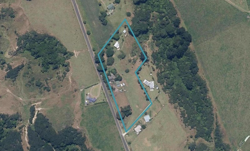 75 Parakawai Road, MAHIA, NUHAKA - Carousel 1