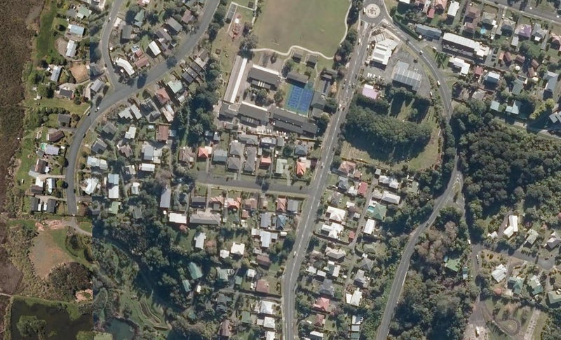 2A Pine Park Road, Onerahi, Whangarei - Carousel 1