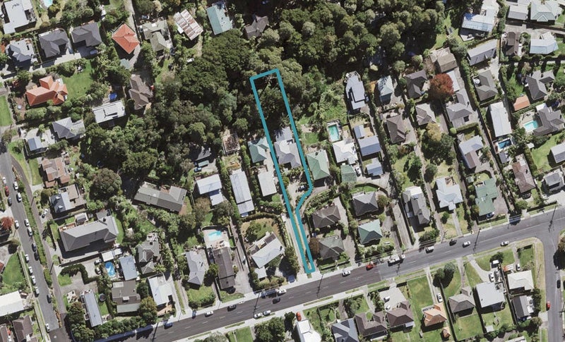 32 Pupuke Road, Hillcrest, Auckland - Carousel 1