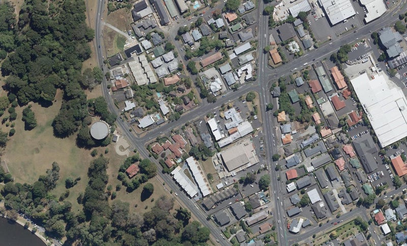 139 Clarence Street, Hamilton Lake, Hamilton - Carousel 1