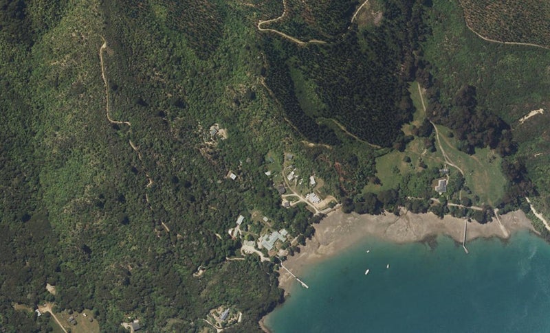 7110 Kenepuru Road, Picton - Carousel 1