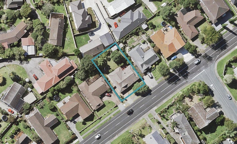 116 Hutchinsons Road, Bucklands Beach, Auckland - Carousel 1