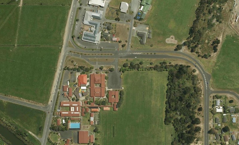 2/2 Peter Snell Road, Ruakaka, Ruakākā - Carousel 1