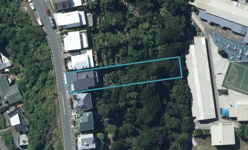 32 Motuhara Road, Plimmerton, Porirua - Carousel 1