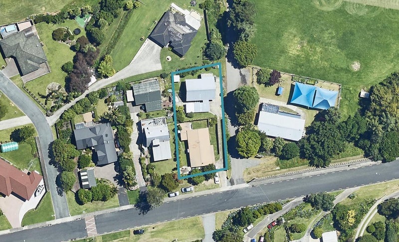 33A Sutherland Road, Brookfield, Tauranga - Carousel 1