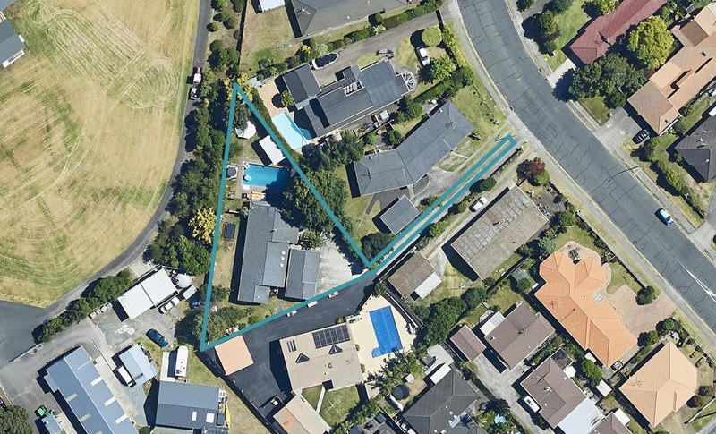 7 Waitui Grove, Mount Maunganui, Mount Maunganui - Carousel 1