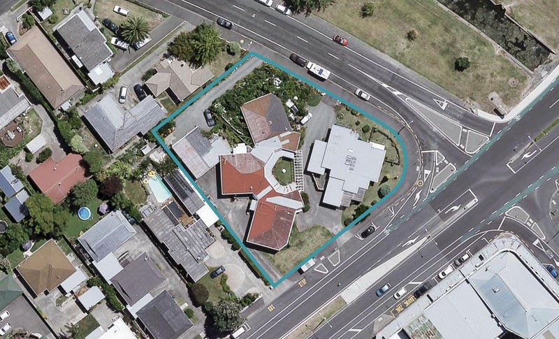 4/21 Douglas Mclean AVE, MAREWA, NAPIER - Carousel 1