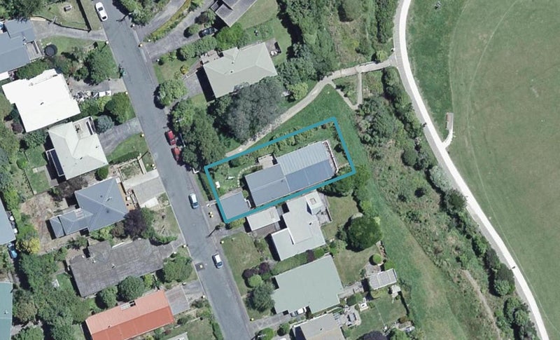 22A Khouri Avenue, Karori, Wellington - Carousel 1