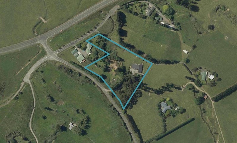 15 Kahuterawa Road, Linton, Palmerston North - Carousel 1