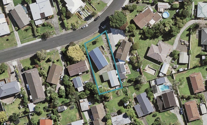 12 Tatariki Street, Rosehill, Papakura - Carousel 1