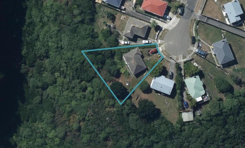 10 Rakihau Place, Titahi Bay, Porirua - Carousel 1