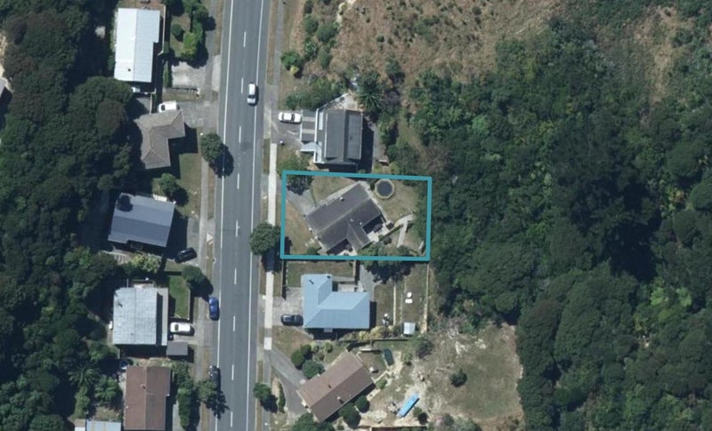 78 Omapere Street, Whitby, Porirua - Carousel 1