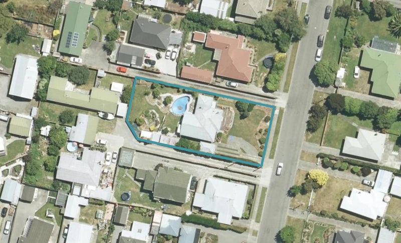 12 Gascoigne Street, Riversdale, Blenheim - Carousel 1