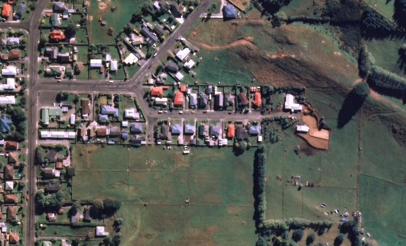 76 Walker Crescent, East Gore, Gore - Carousel 1