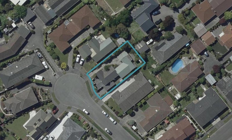 2/14 Molesworth Place, Somerfield, Christchurch - Carousel 1