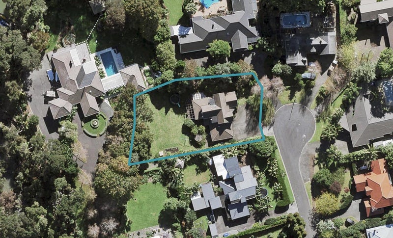 8 Birchwood Grove, Greenhithe, Auckland - Carousel 1