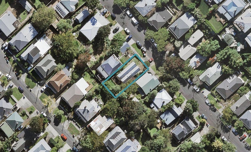 26 Alexander Street, Kingsland, Auckland - Carousel 1