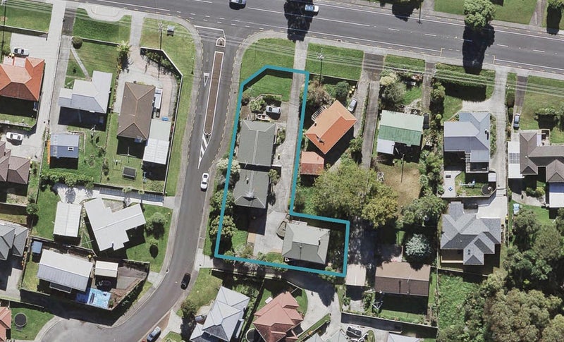 2/99 Triangle Road, Massey, Auckland - Carousel 1