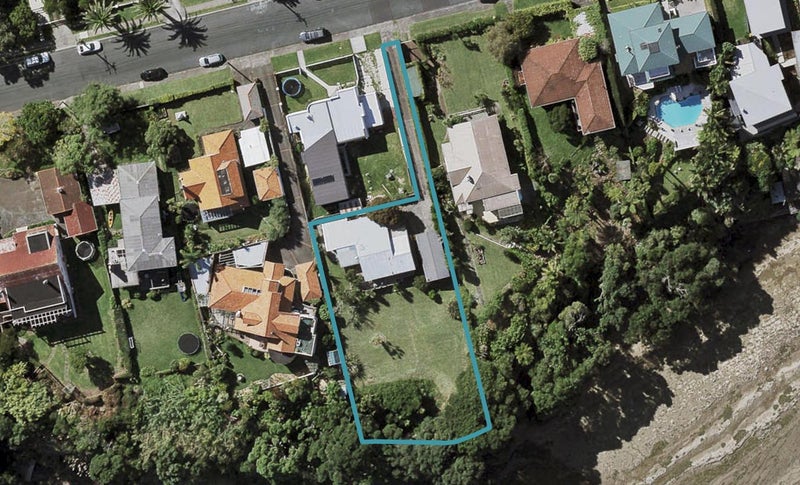 33A Norwood Road, Bayswater, Auckland - Carousel 1