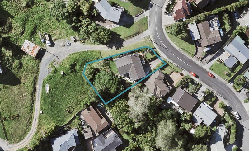 19 Colmar Road, Mellons Bay, Auckland - Carousel 1