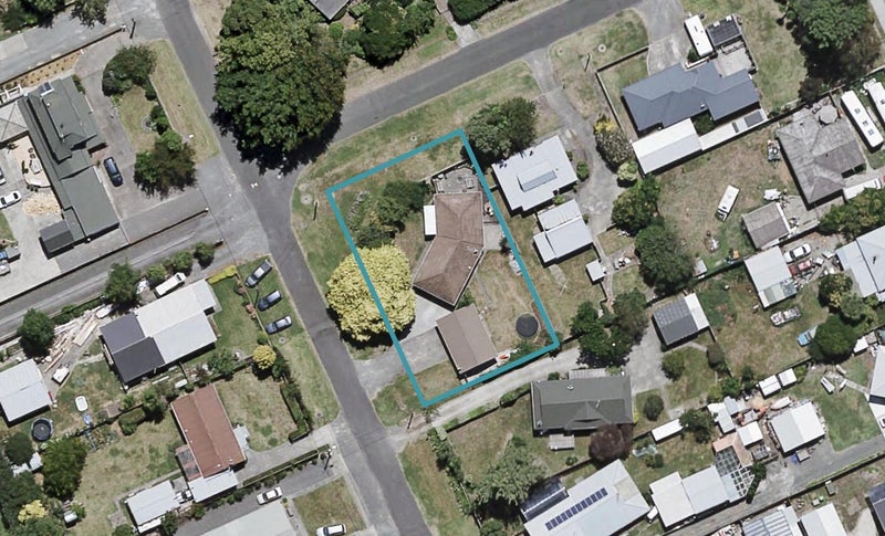 5 Mchardy Street, Bay View, Napier - Carousel 1