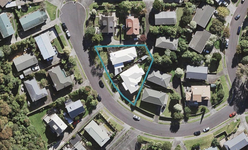 1/5 Fernlea Rise, Bayview, Auckland - Carousel 1