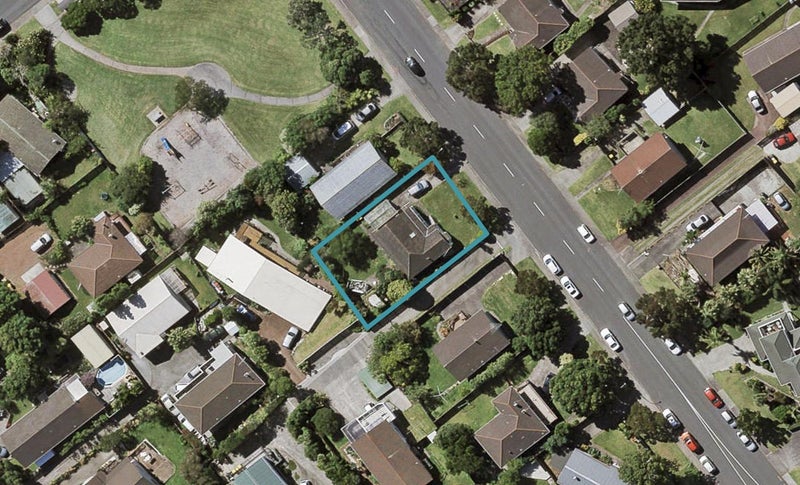 14 Meadowood Drive, Unsworth Heights, Auckland - Carousel 1
