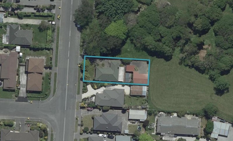 90 Grimseys Road, Redwood, Christchurch - Carousel 1