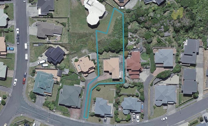 7 Tamworth Crescent, Newlands, Wellington - Carousel 1
