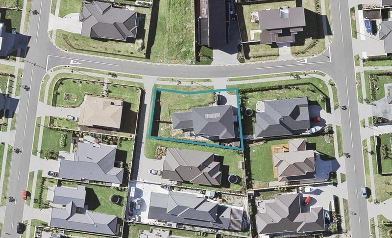3 Freedom Lane, Beachlands, Auckland - Carousel 1