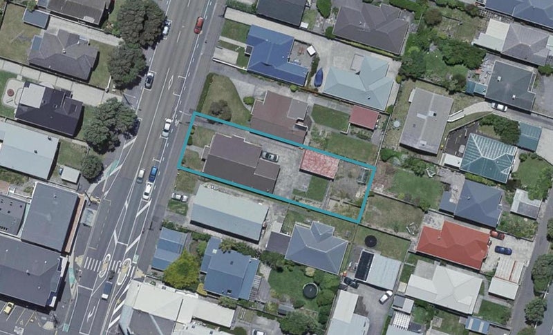 207 The Parade, Island Bay, Wellington - Carousel 1