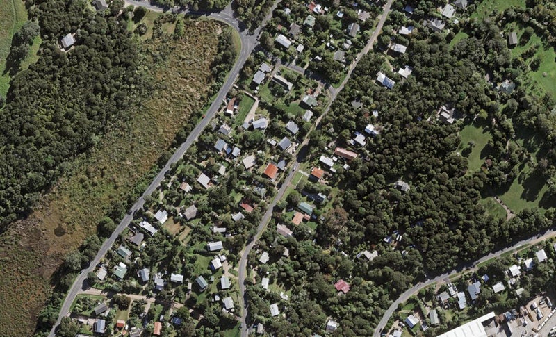 20 Whakarite Road, Ostend, Waiheke Island - Carousel 1